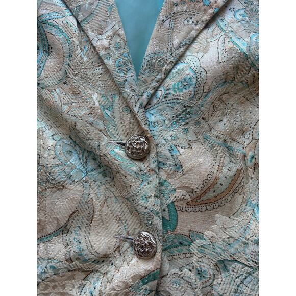 Vintage Paisley Cropped Blazer with Silver Buttons Quiet Luxury - Picture 4 of 5